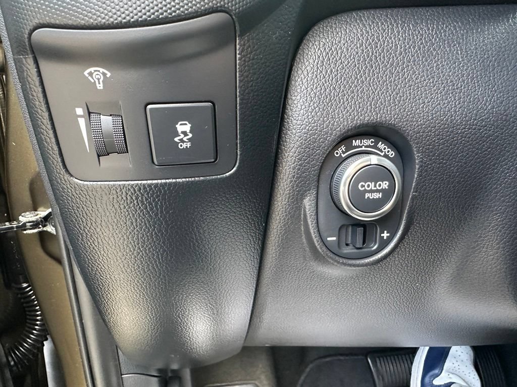 Used 2012 Kia Soul + w/ Audio Pkg FWD image 15