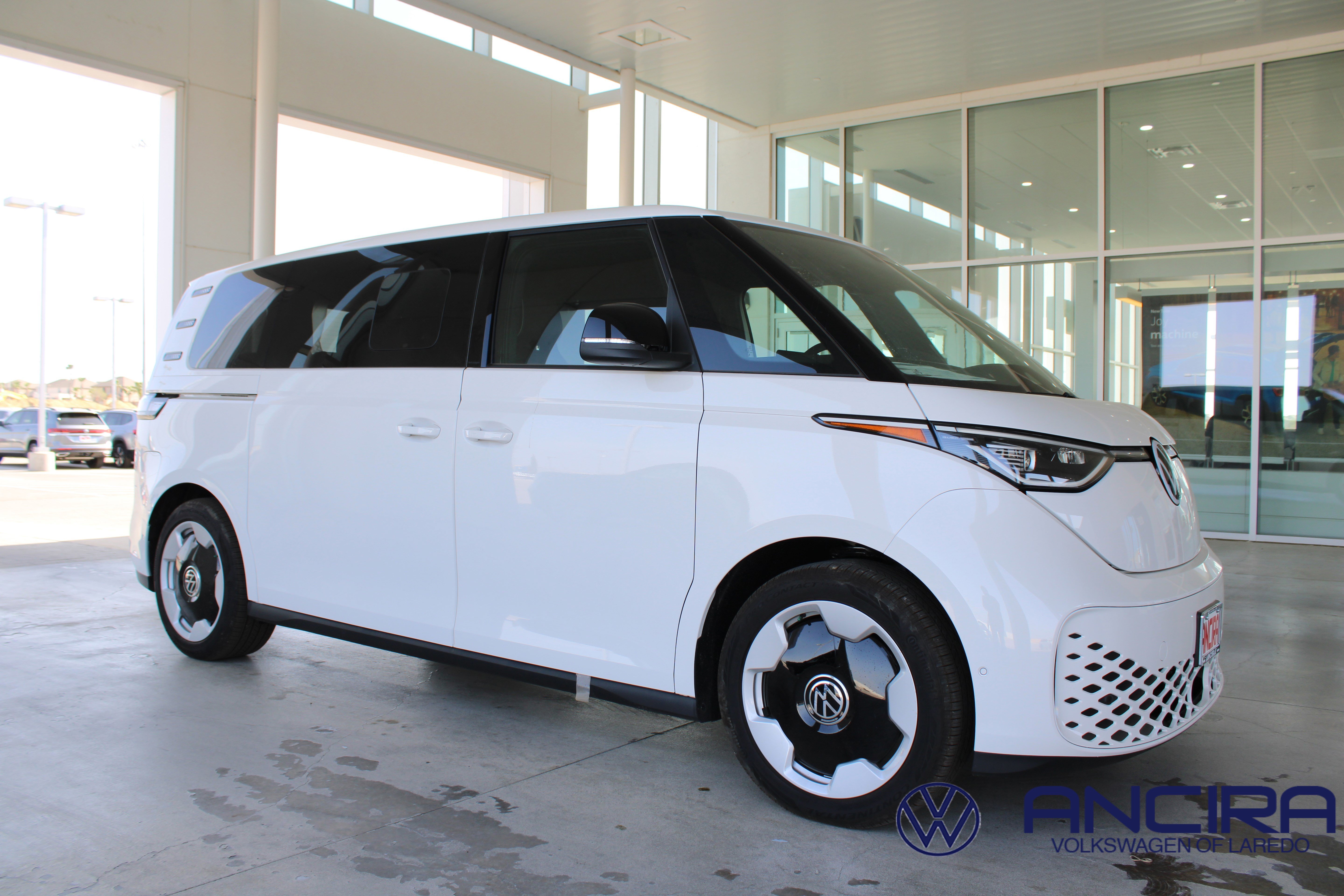 New 2025 Volkswagen ID. Buzz Pro S image 1