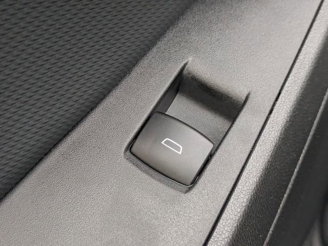 New 2026 Chevrolet Equinox LT image 24