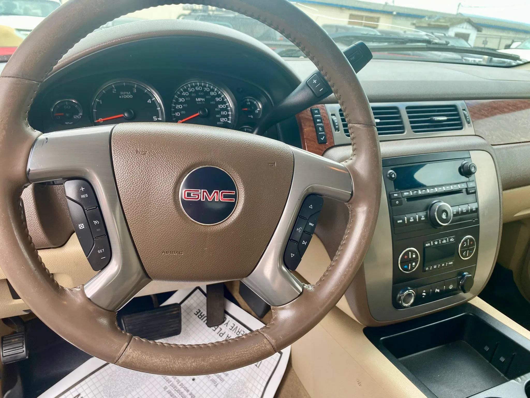 Used 2008 GMC Sierra 2500 SLT w/ Z71 Off-Road Package AWD/4WD image 10