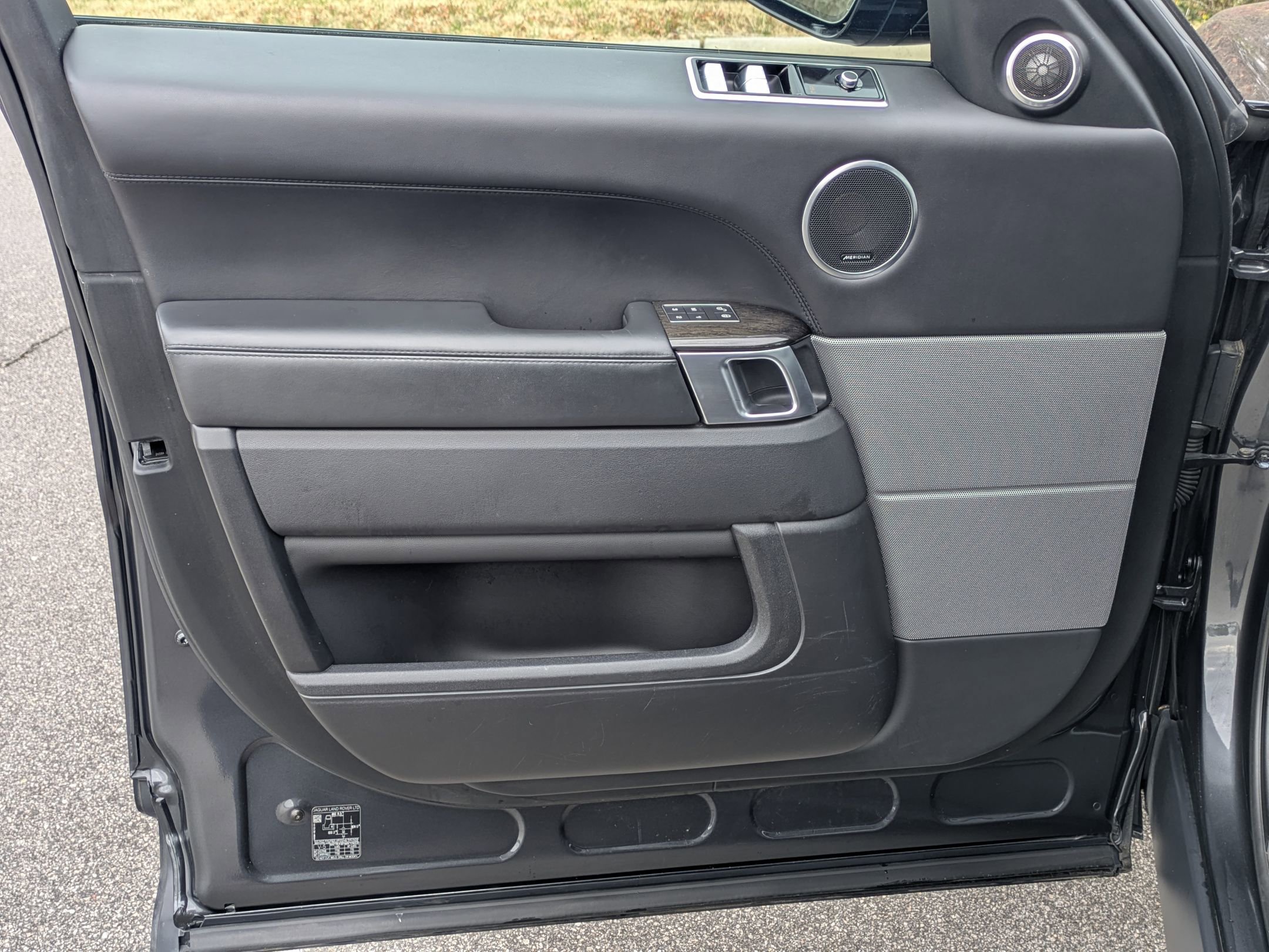 Used 2020 Land Rover Range Rover Sport HSE Dynamic image 20