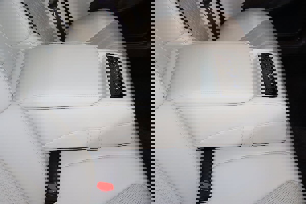 Used 2019 Lexus LS 500 AWD image 70