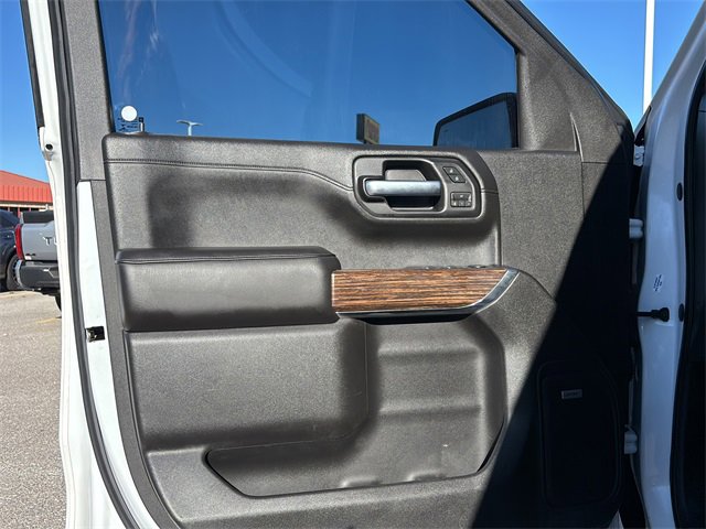 Used 2019 Chevrolet Silverado 1500 High Country w/ Safety Package II image 18