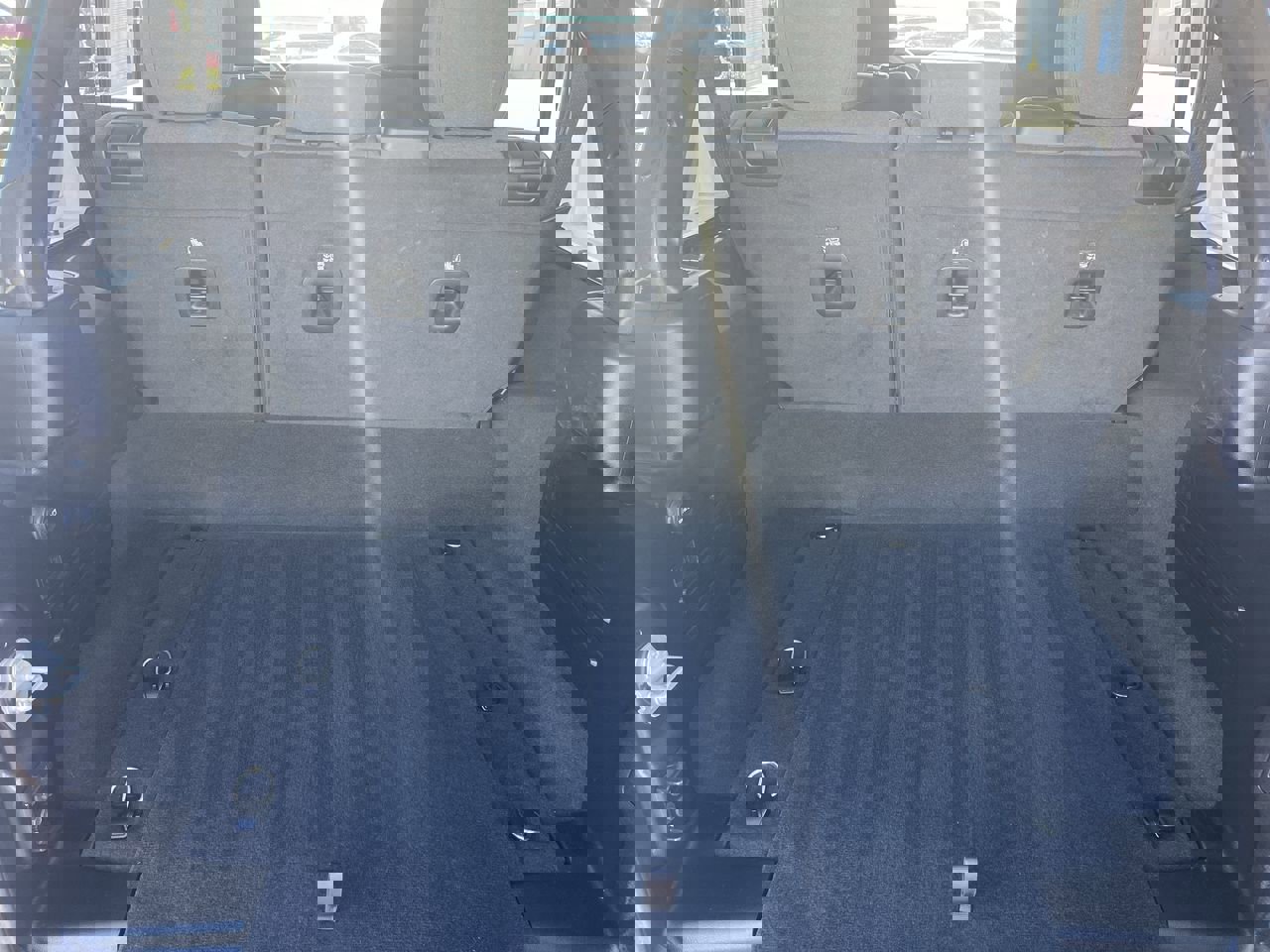 Used 2024 Jeep Wrangler Sport S image 25