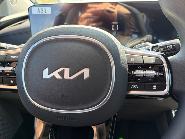 New 2026 Kia Carnival LX FWD image 22