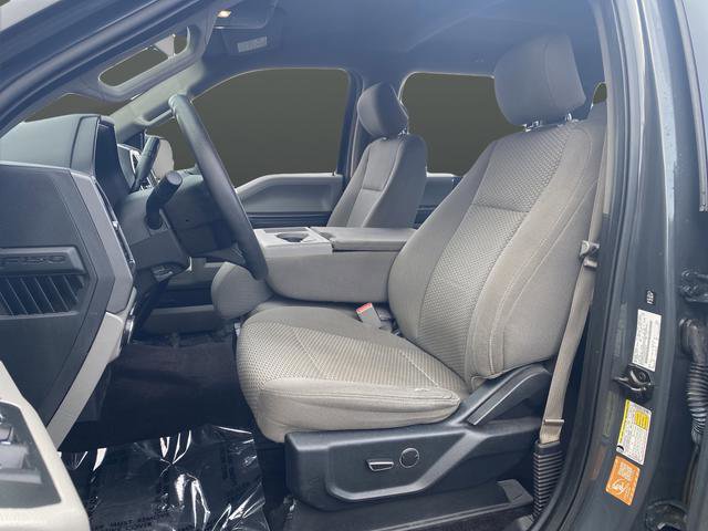 Used 2017 Ford F150 XLT AWD/4WD image 4