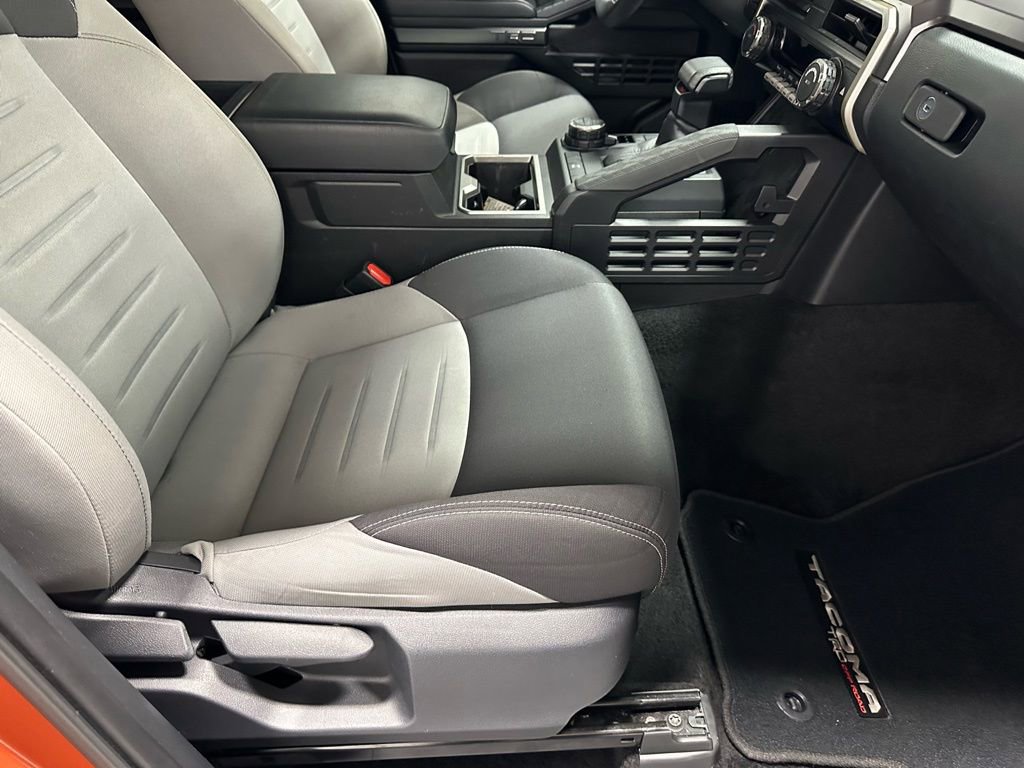 Used 2025 Toyota Tacoma TRD Off-Road image 57