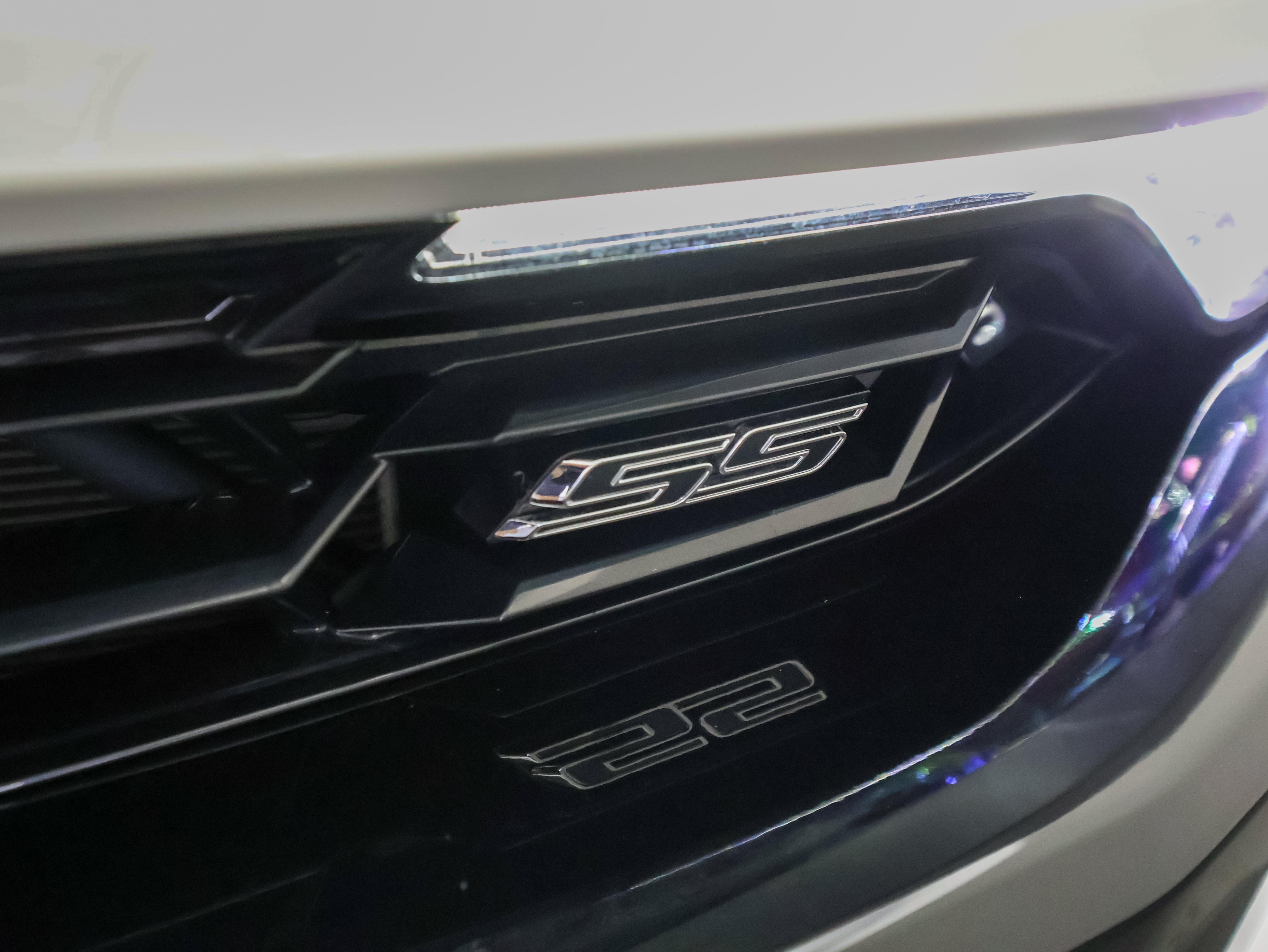 Used 2019 Chevrolet Camaro SS RWD image 41