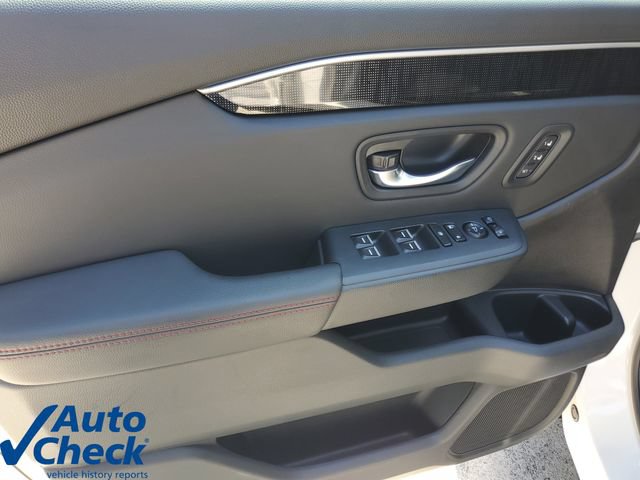 Used 2025 Honda Pilot Black Edition image 23