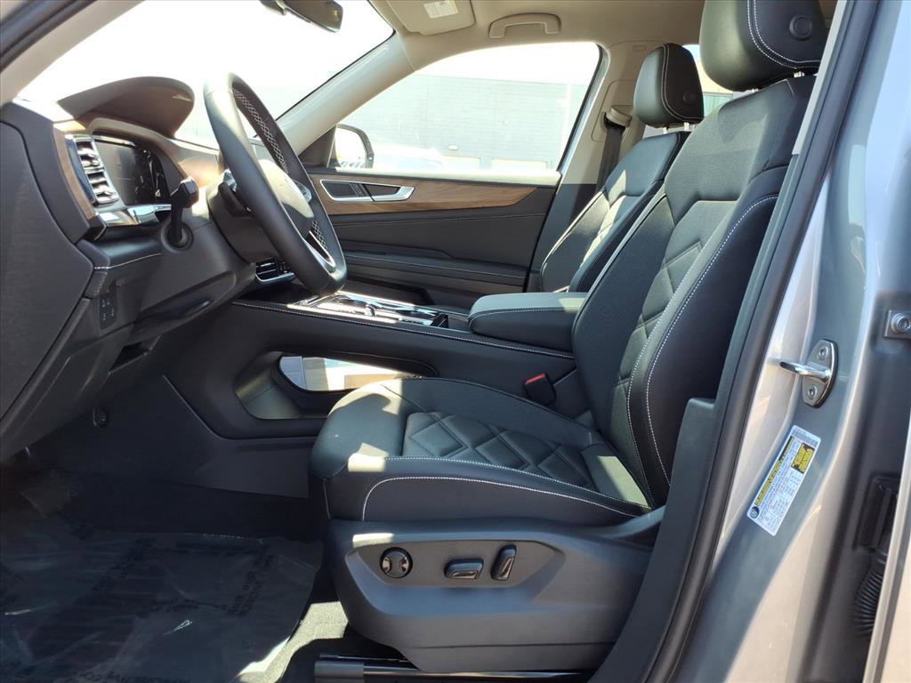 New 2026 Volkswagen Atlas SE image 12