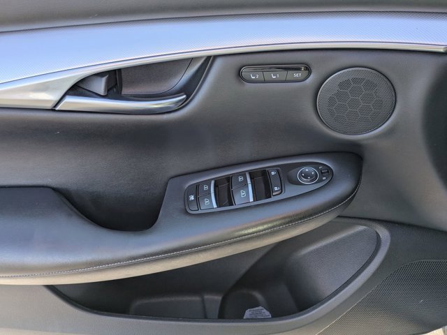 Used 2021 INFINITI QX50 Essential w/ Convenience Package image 18