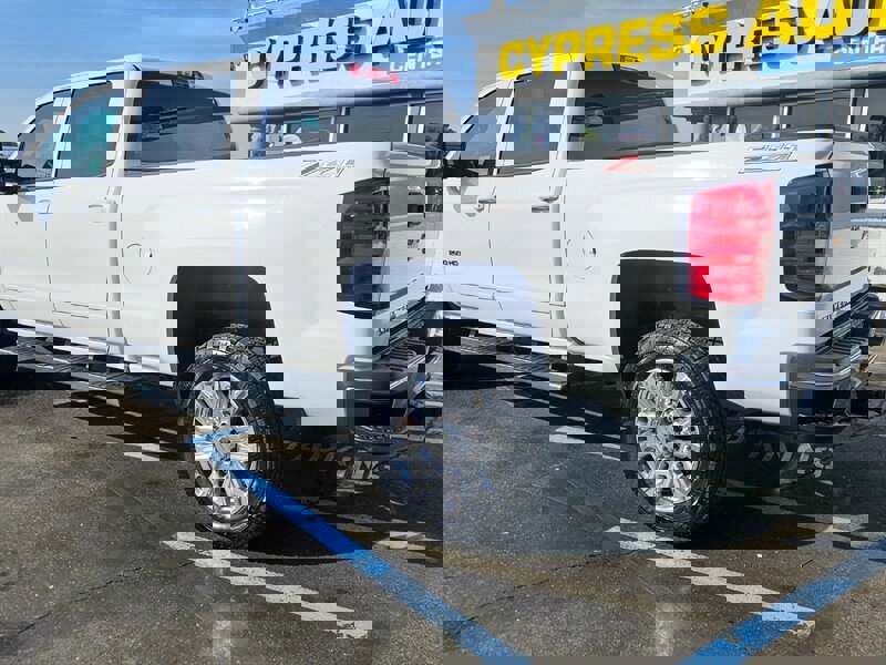 Used 2016 Chevrolet Silverado 2500 LT w/ LT Fleet Convenience Package image 3