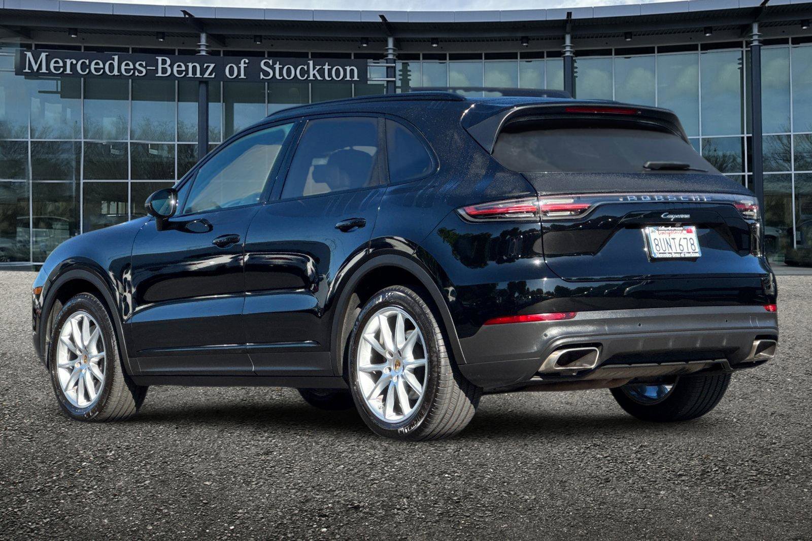 Used 2021 Porsche Cayenne AWD/4WD image 6