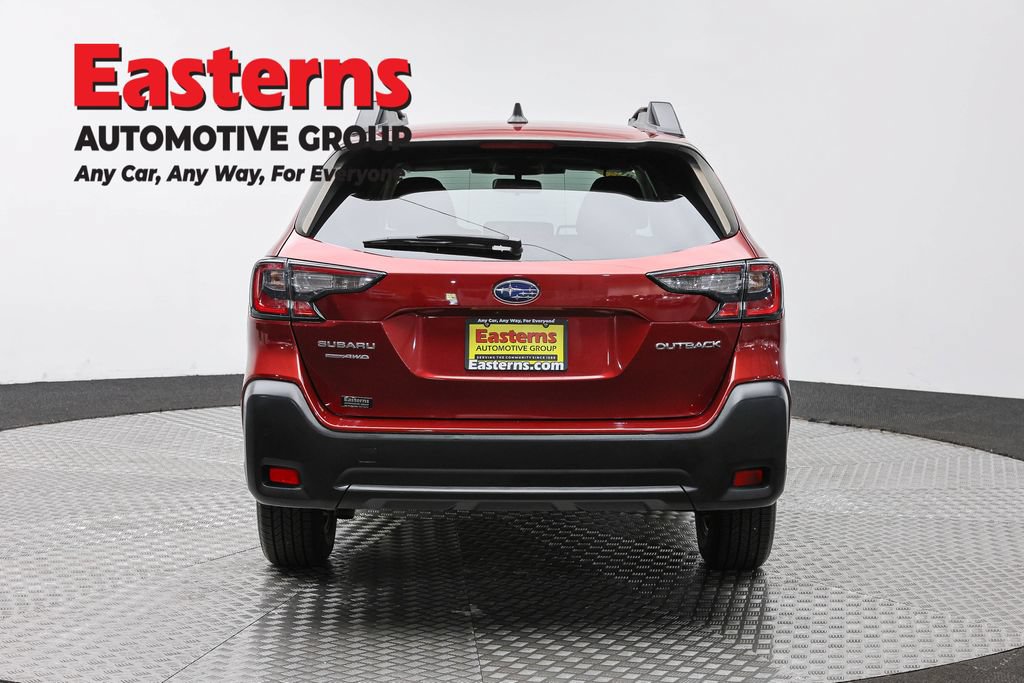 Used 2023 Subaru Outback Premium AWD/4WD image 6