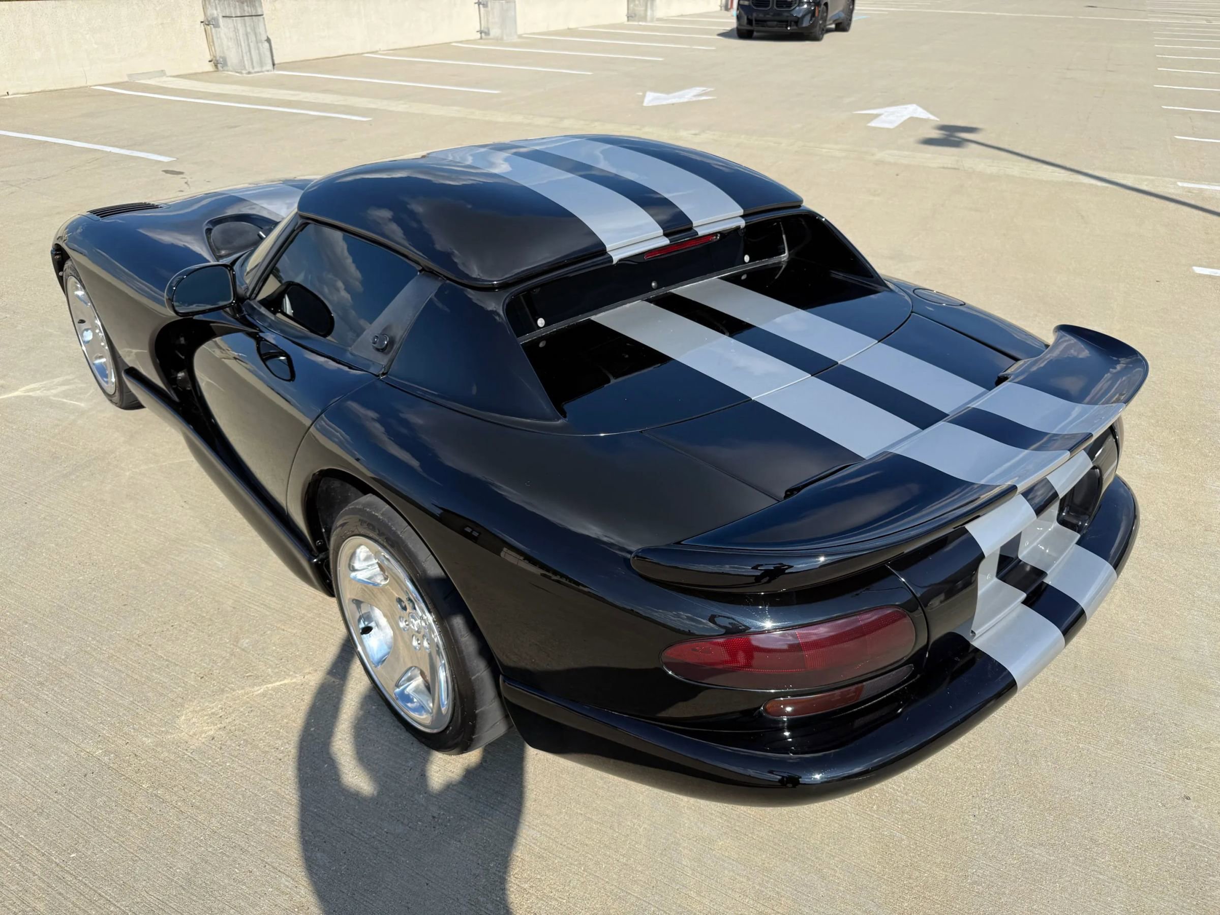 Used 2000 Dodge Viper RT/10 image 13