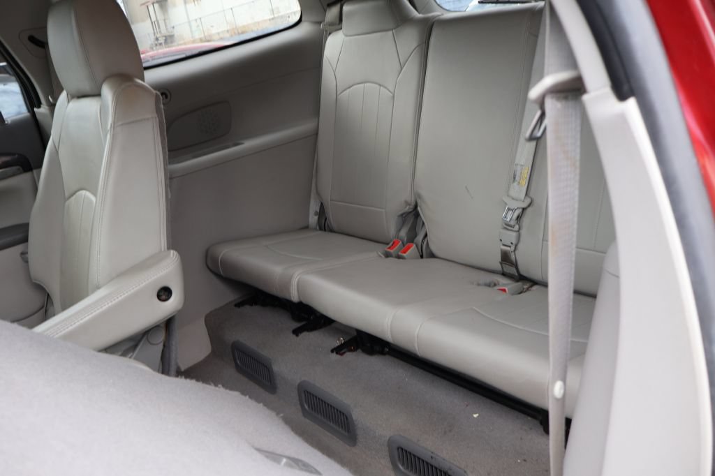 Used 2016 Buick Enclave Leather FWD image 32