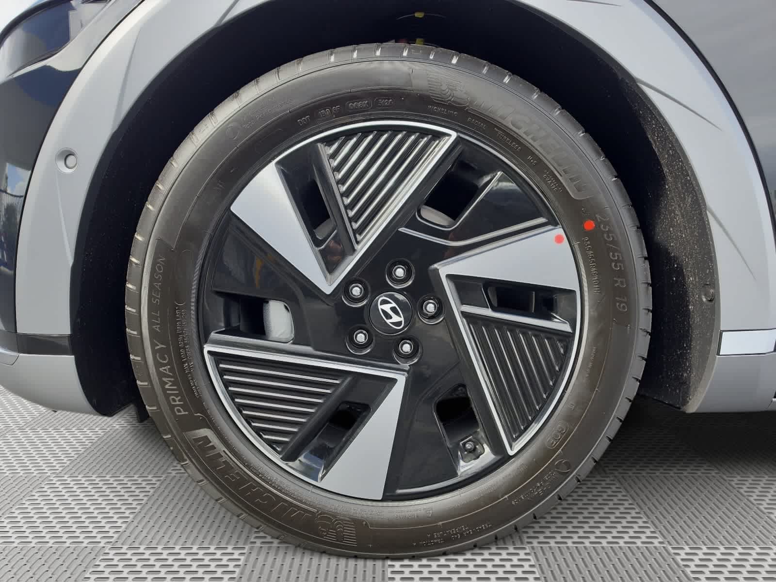 New 2027 Hyundai Ioniq 5 Limited RWD image 11