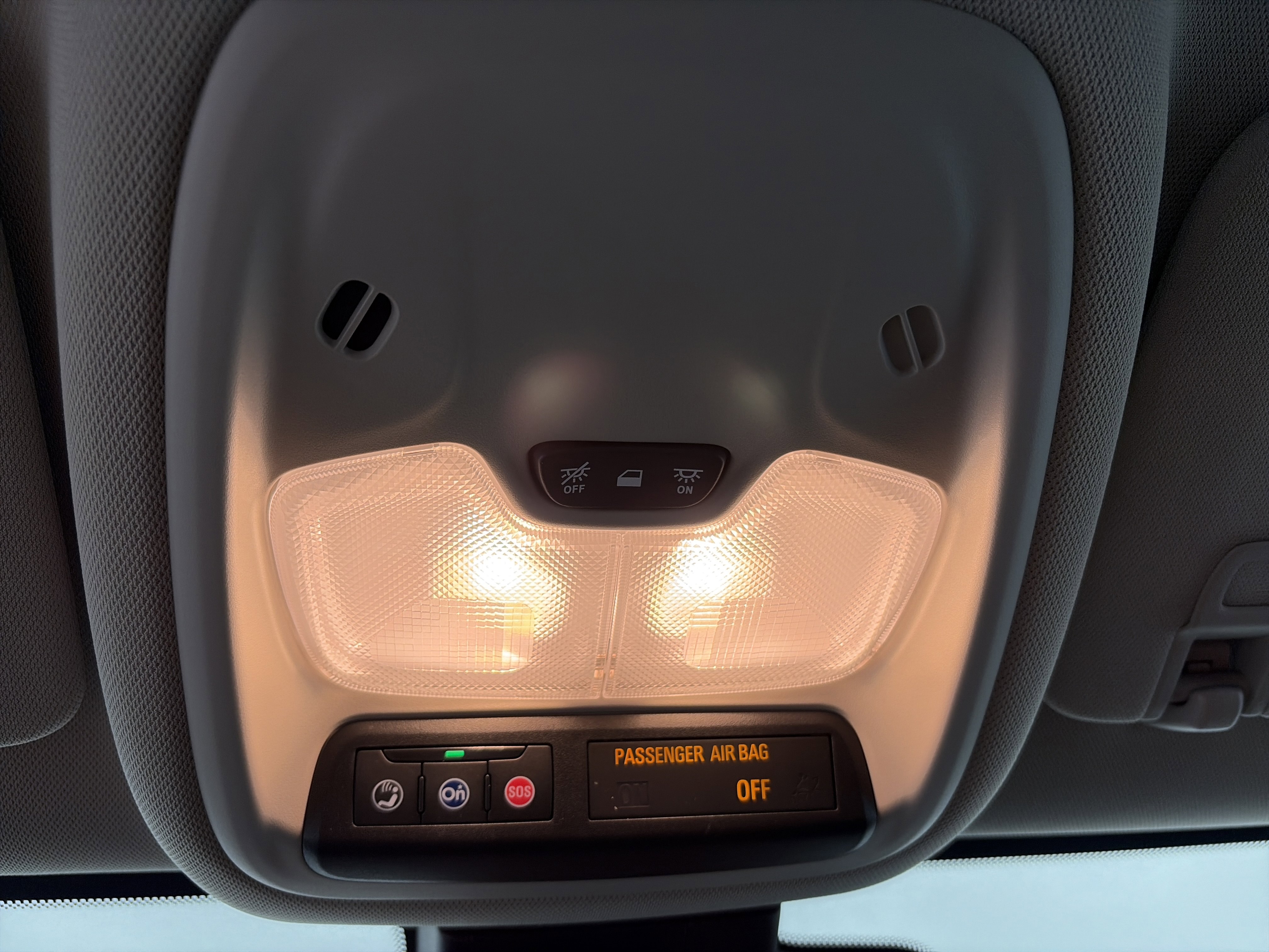 Certified 2022 Buick Encore GX Select w/ Sport Touring Package image 31