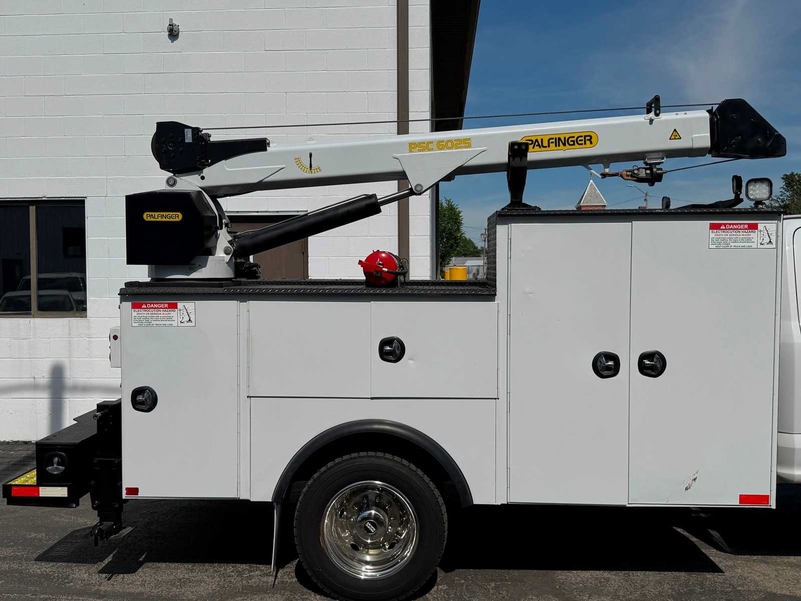 Used 2019 Ford F550 4x4 SuperCab Super Duty image 14