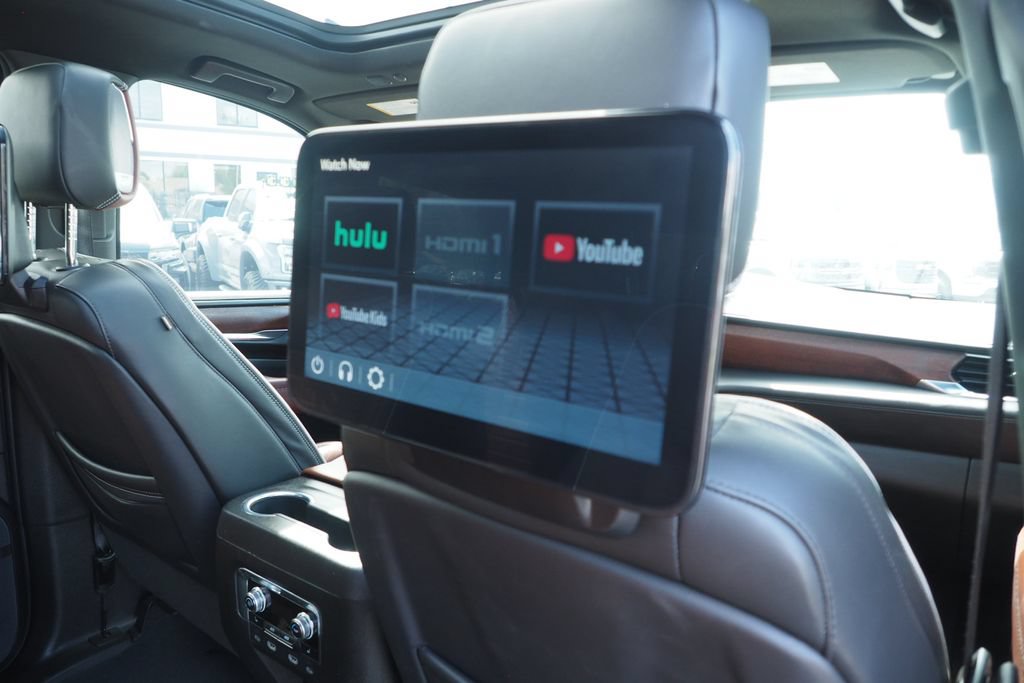 Used 2023 GMC Yukon Denali Ultimate AWD/4WD image 23