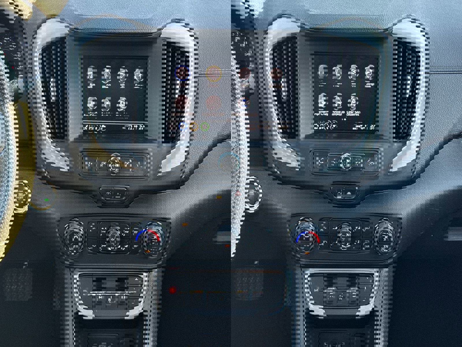 Used 2022 GMC Terrain SLE w/ Driver Convenience Package image 29