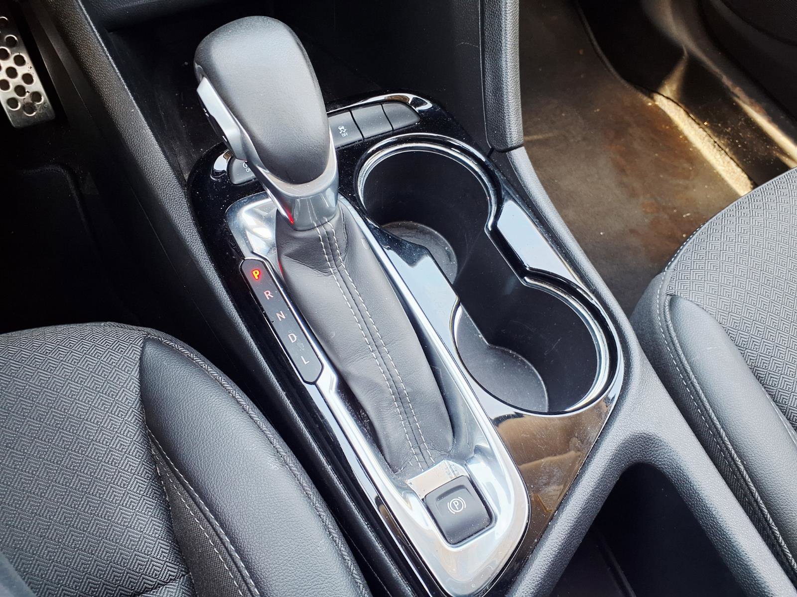 Used 2023 Buick Encore GX Select w/ Sport Touring Package image 25