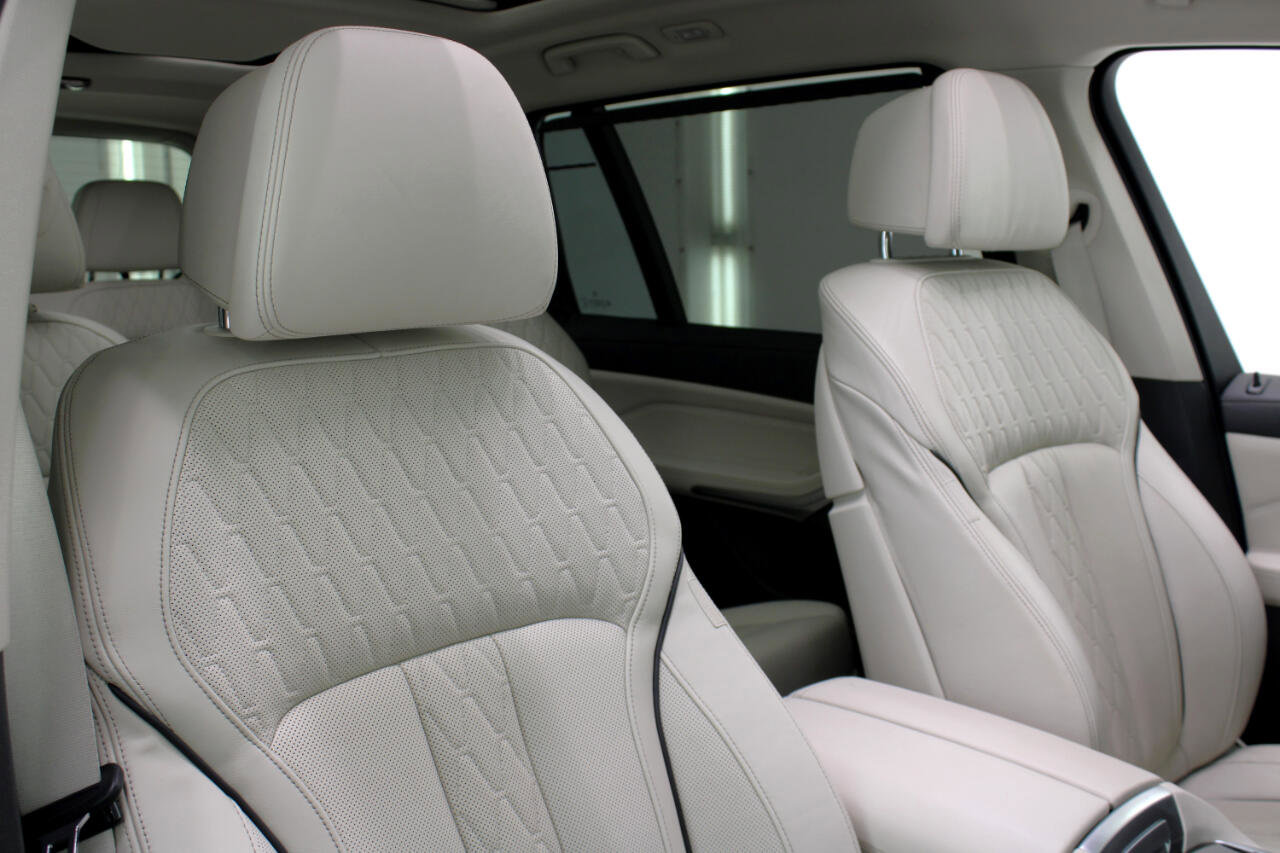 Used 2019 BMW X7 xDrive40i w/ Premium Package image 56