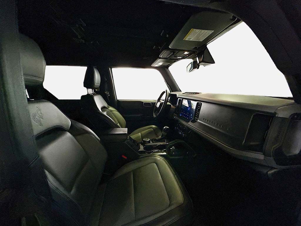 Used 2024 Ford Bronco Everglades image 19