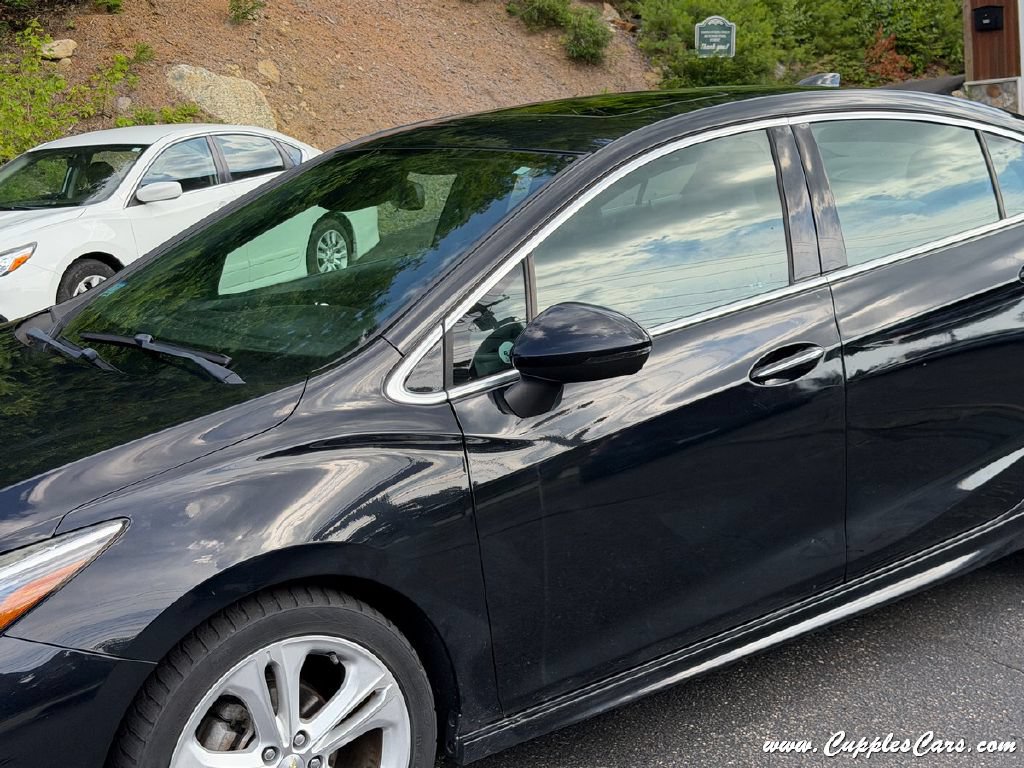 Used 2018 Chevrolet Cruze Premier w/ Premier True North Edition FWD image 29