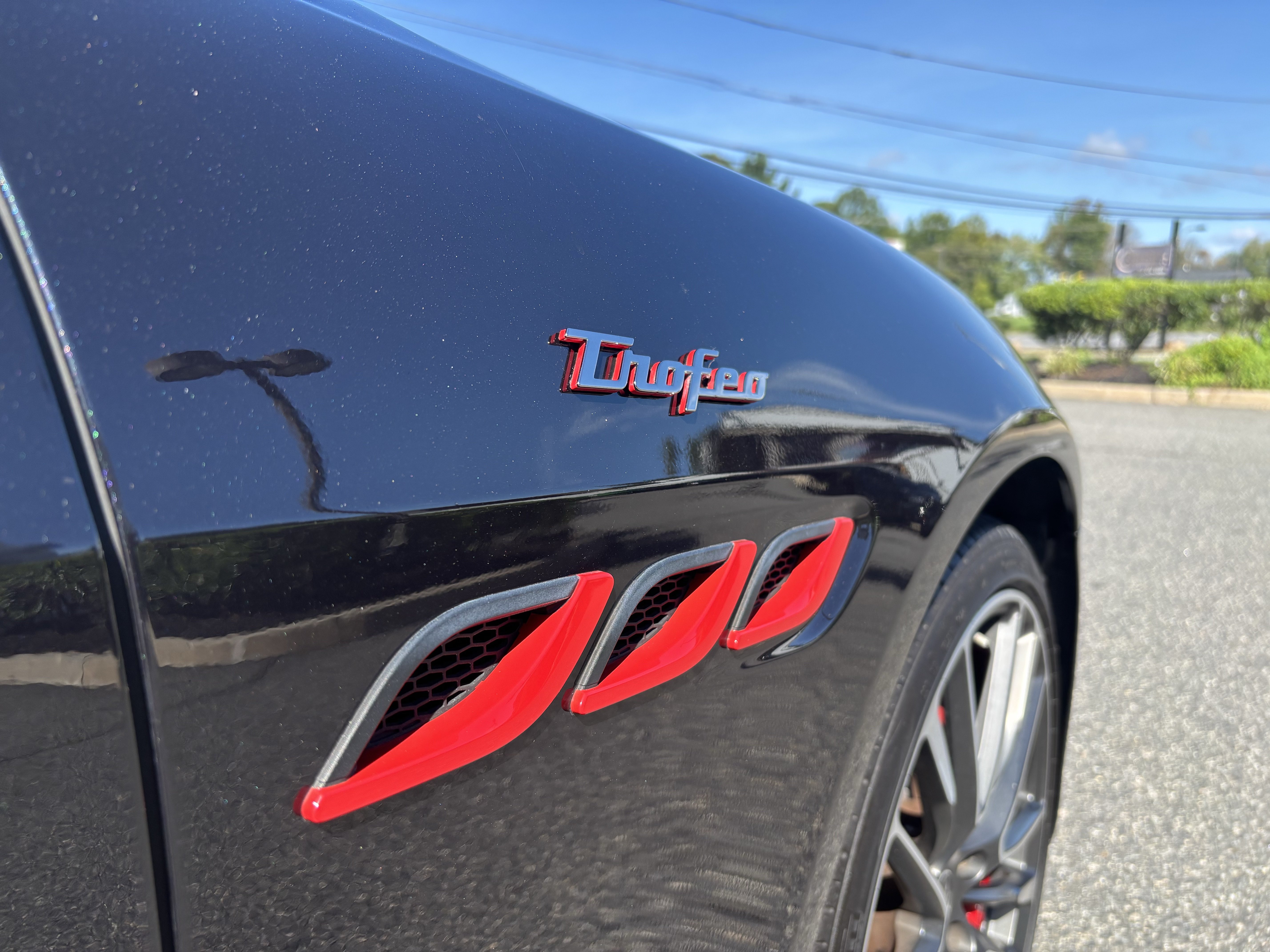 Used 2021 Maserati Quattroporte Trofeo RWD image 8