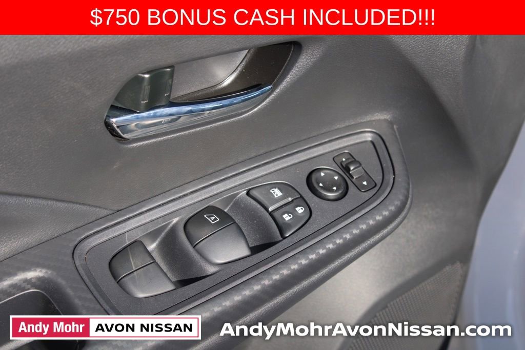 New 2025 Nissan Versa SV w/ Trunk Package image 10