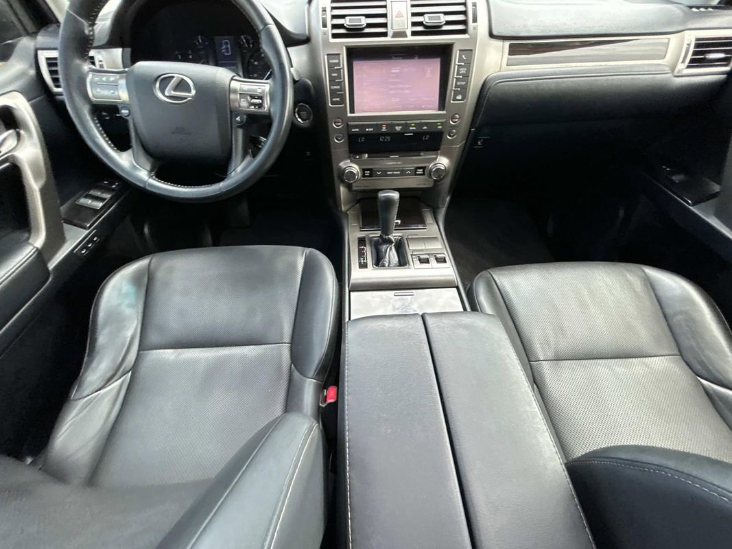 Used 2014 Lexus GX 460 image 13