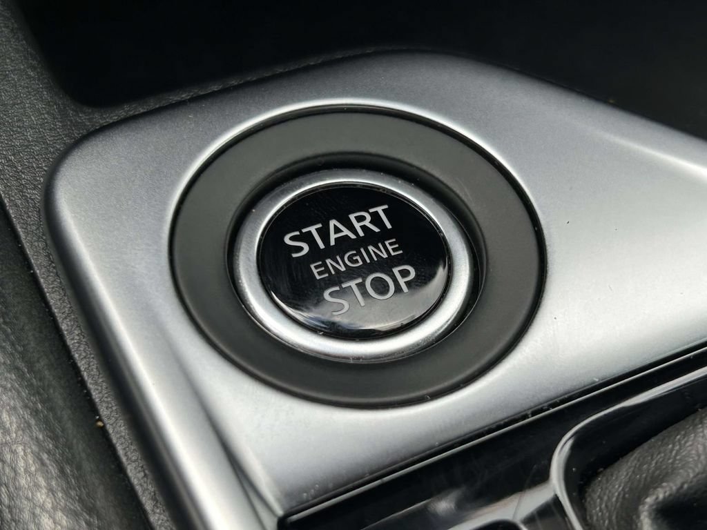 Used 2022 Nissan Sentra SV w/ Trunk Package FWD image 30
