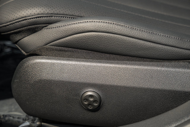 New 2027 Mercedes-Benz E 350 4MATIC Sedan image 34