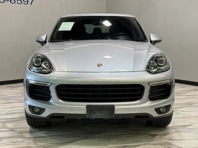 Used 2017 Porsche Cayenne Platinum Edition AWD/4WD image 3