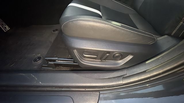 Used 2025 Toyota Camry SE image 27