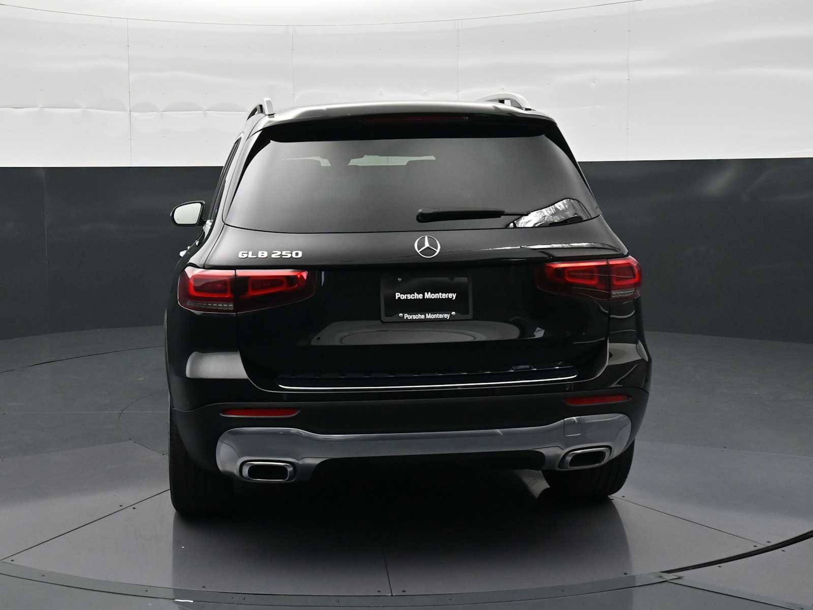 Used 2022 Mercedes-Benz GLB 250 image 23