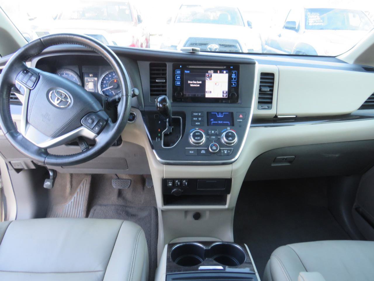 Used 2015 Toyota Sienna XLE w/ XLE Navigation Package FWD image 22