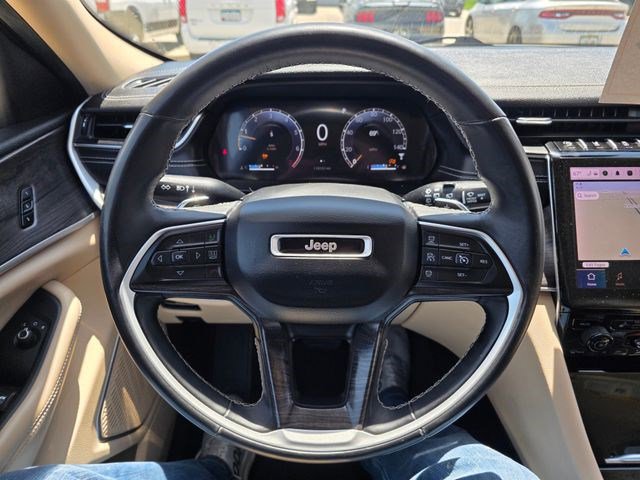 Used 2021 Jeep Grand Cherokee L Limited AWD/4WD image 21