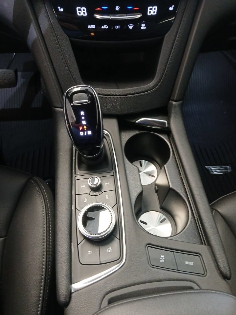 Used 2024 Cadillac XT6 Luxury AWD/4WD image 20