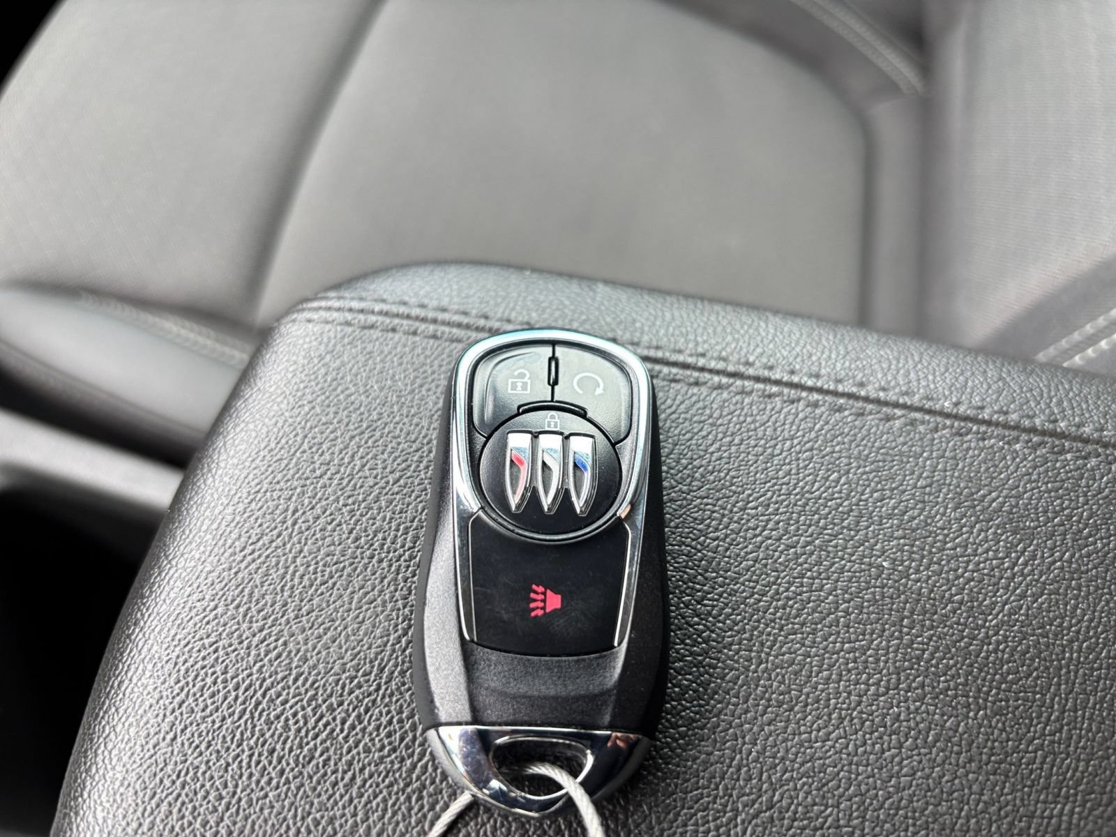 Used 2026 Buick Encore GX Preferred AWD/4WD image 21