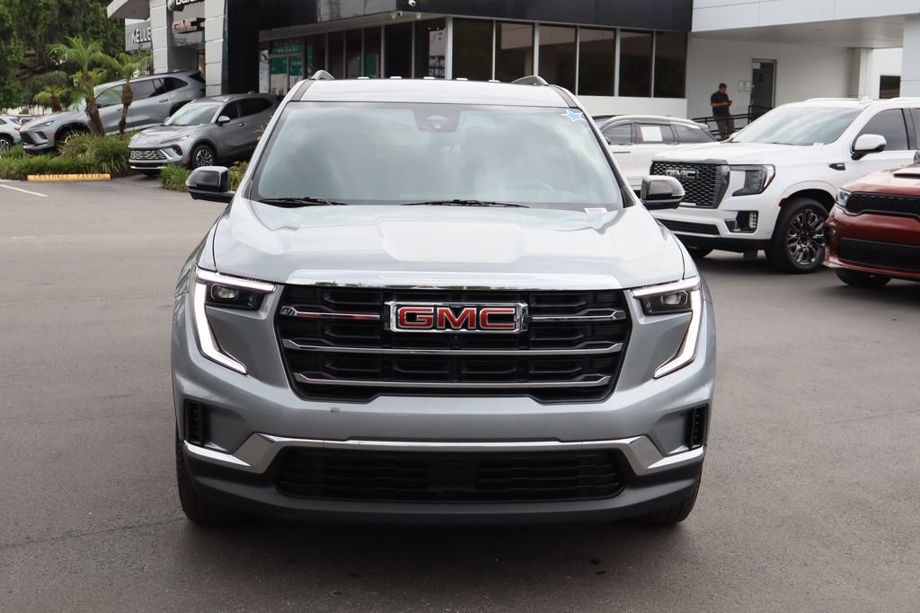 Certified 2025 GMC Acadia Elevation FWD image 4