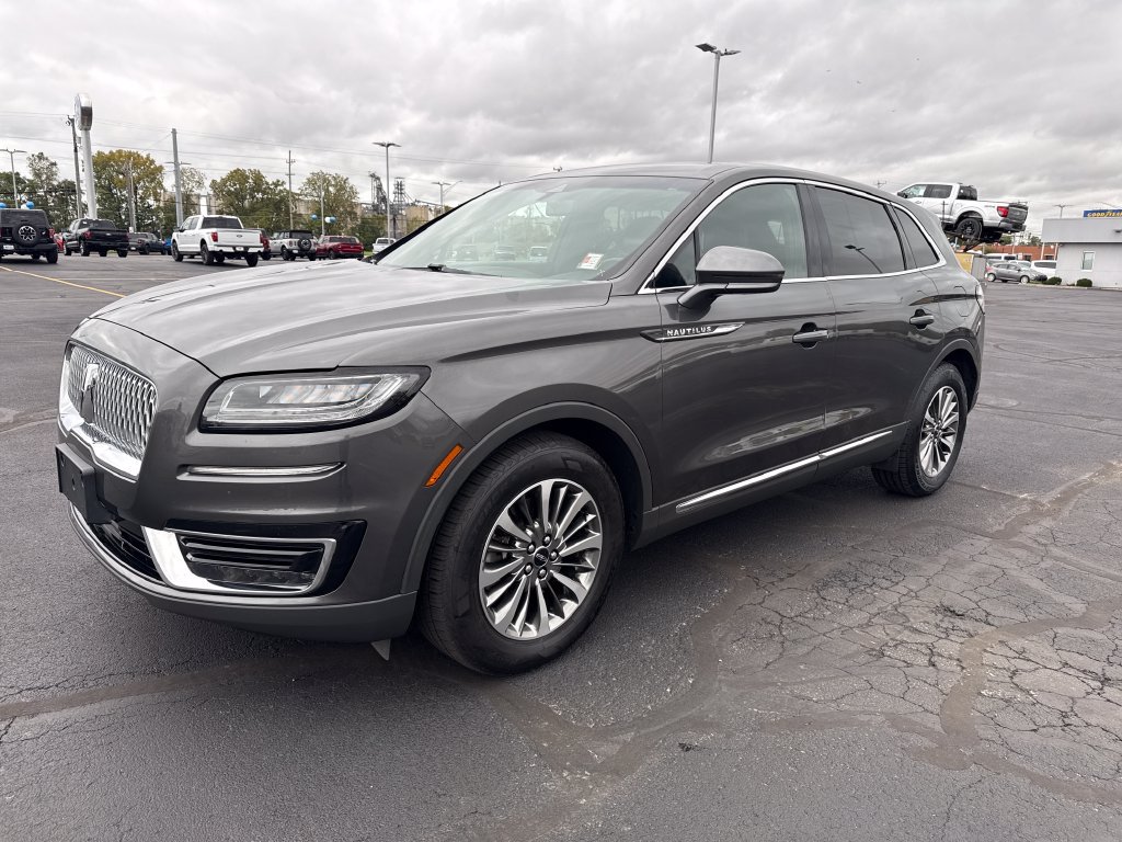 Used 2019 Lincoln Nautilus Select FWD image 4