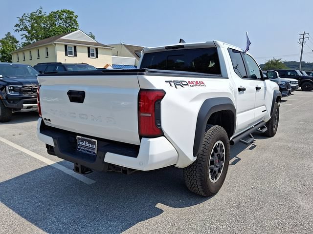 Used 2024 Toyota Tacoma TRD Off-Road w/ TRD Off Road Upgrade Package AWD/4WD image 10