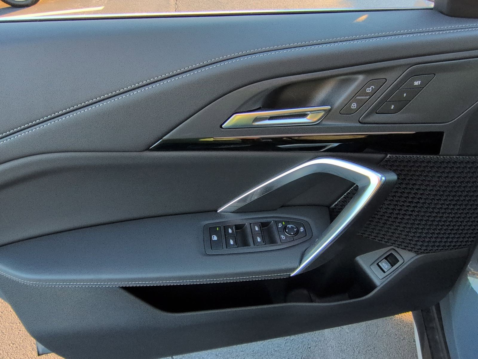 Used 2025 BMW X1 xDrive28i image 14