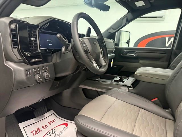 New 2026 Chevrolet Silverado 2500 ZR2 AWD/4WD image 11