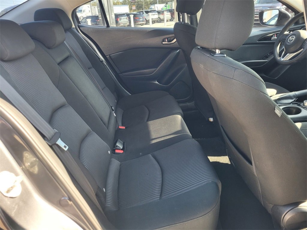 Used 2016 MAZDA MAZDA3 i Sport w/ Preferred Equipment Package image 12