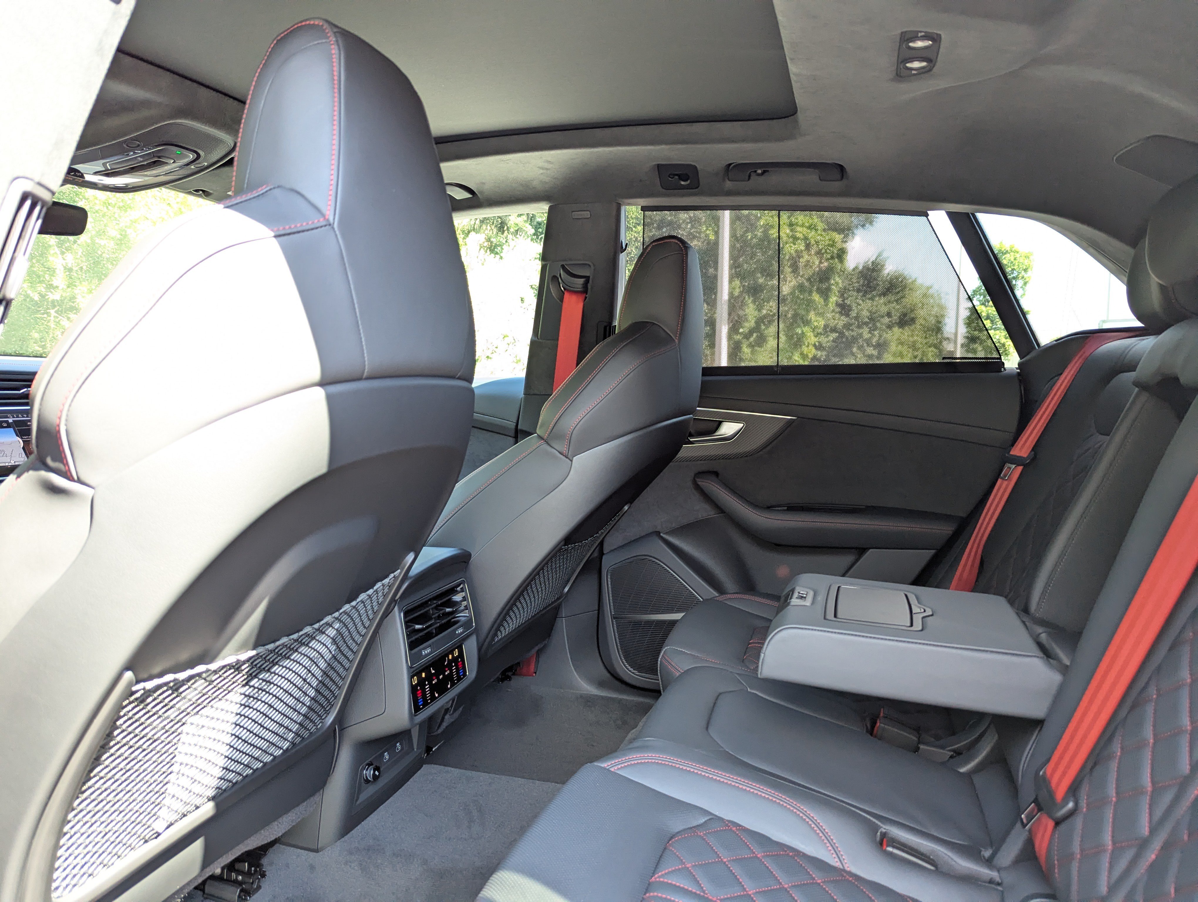 New 2026 Audi SQ8 Prestige AWD/4WD image 15