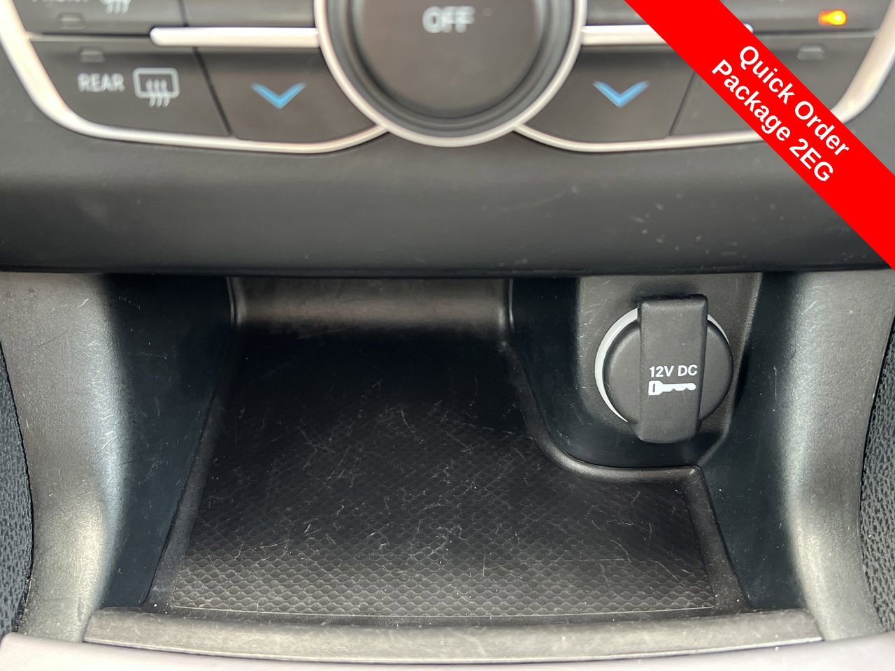 Used 2023 Dodge Charger SXT image 6