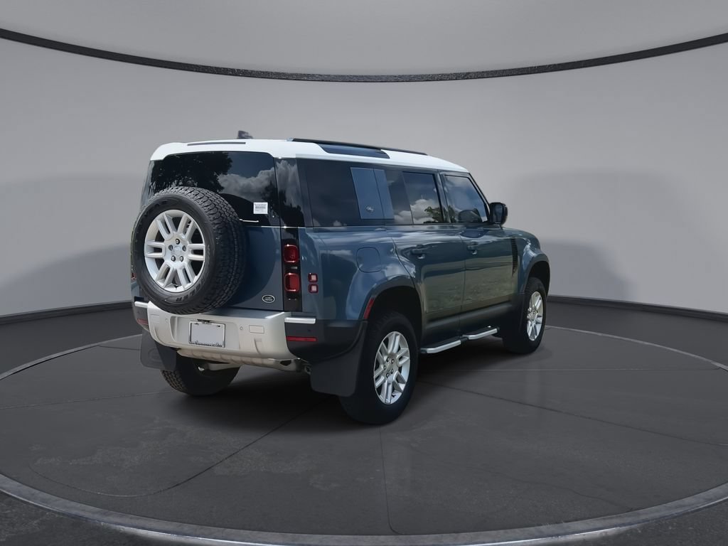 Used 2022 Land Rover Defender 110 S AWD/4WD image 8